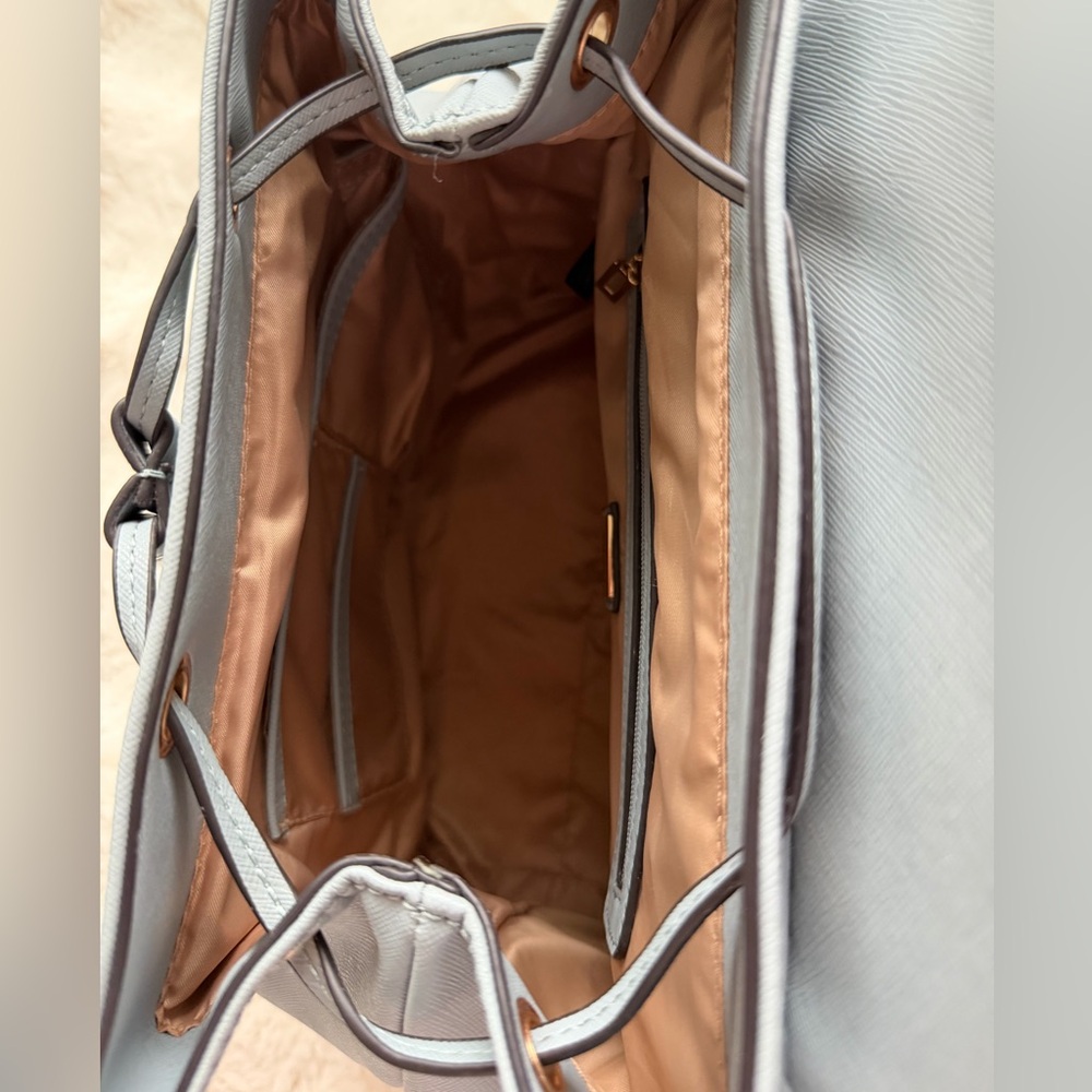 Everyday GUESS Gammill White, Light Blue & Black Dual Buckled Pockets Backpack - Picture 12 of 16